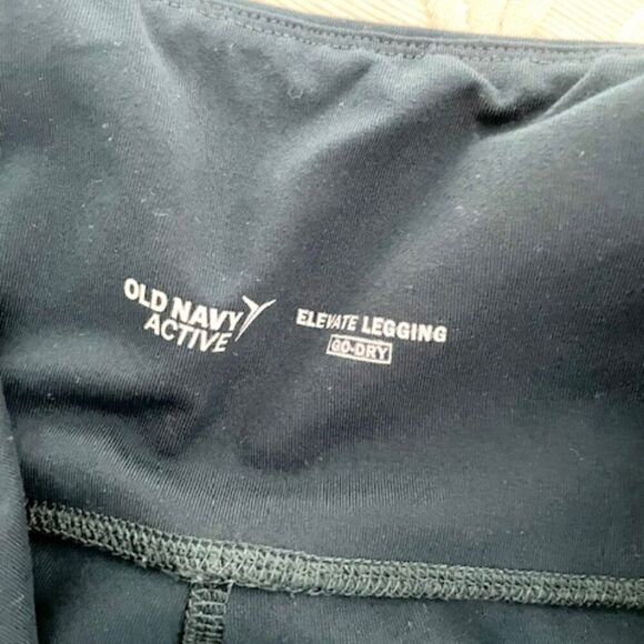 Lot 2x Old Navy Black Patterned and Teal Cropped Leggings Size Large - Picture 6 of 7